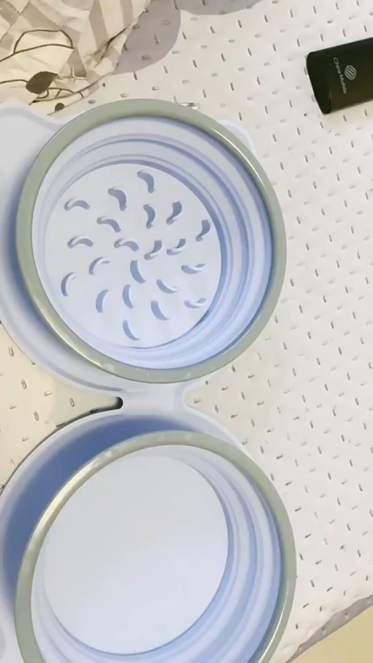 Double Collapsible Silicone Cat Travel Bowls with Slow-Feed Insert — product detail 3