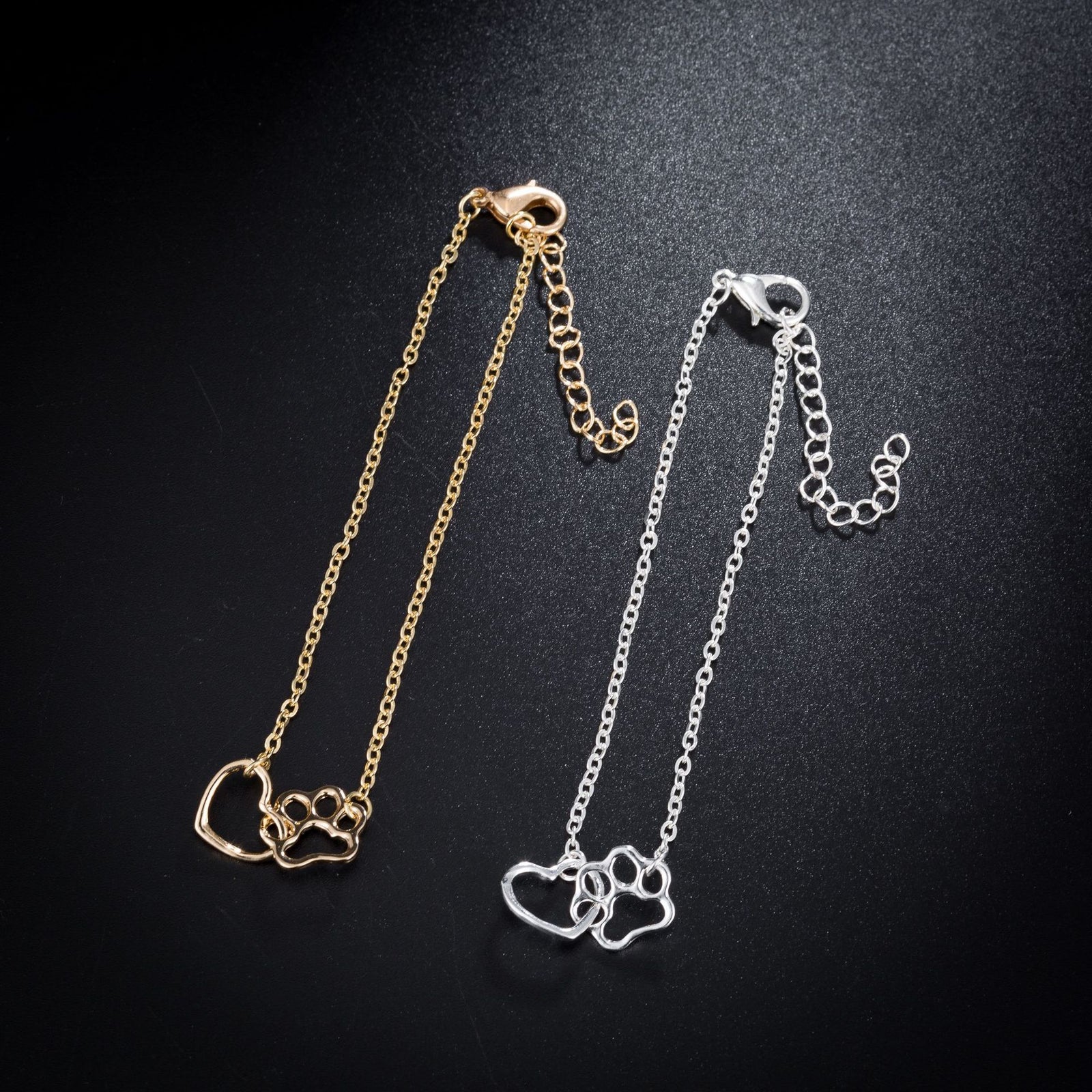 Peach-Heart Cat-Paw Charm Bracelet — product detail 4